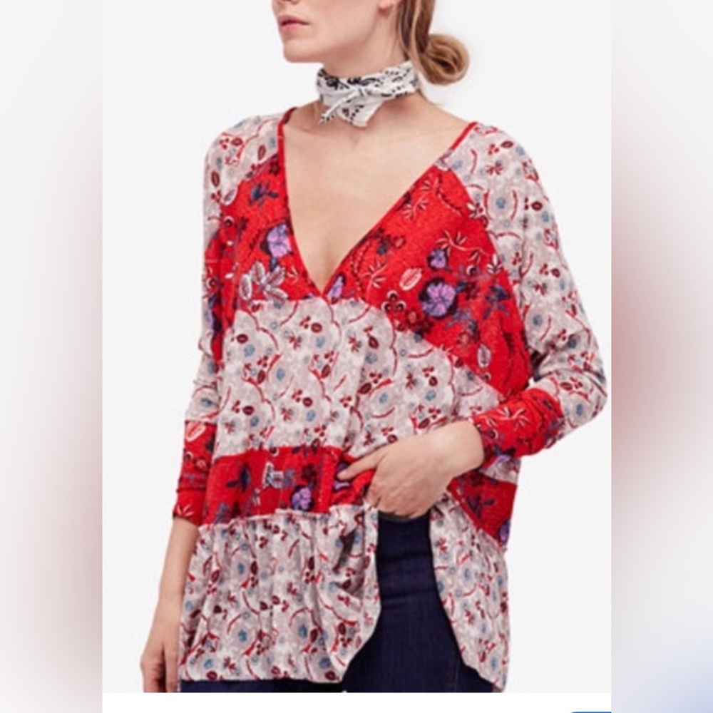 Free People Floral V-Neck Isabelle Tunic- Red and White Size Large